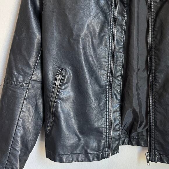 H&M Riverdale Black Faux Leather Jacket South Side Serpents Halloween Size XS - Picture 5 of 9